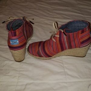 Tom's Wedge Booties